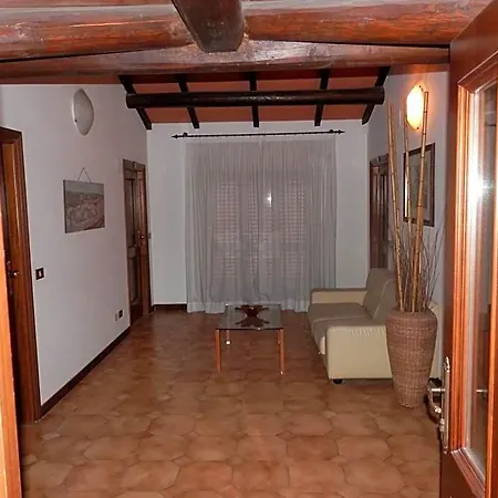 Del Vecchio Maglio Szálloda 3*