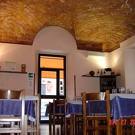 Del Vecchio Maglio Szálloda Terni