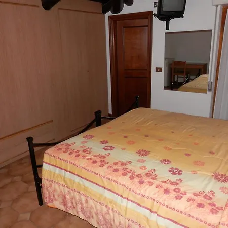 Del Vecchio Maglio 3* Terni